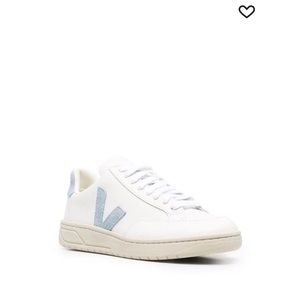Veja V-12 Sneakers